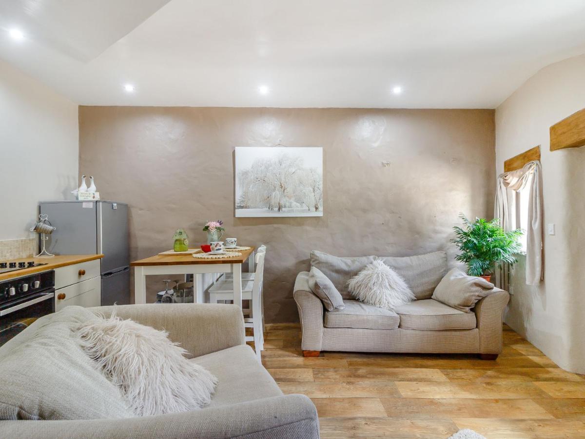 Caner Bach Lodge Bridgend  Εξωτερικό φωτογραφία